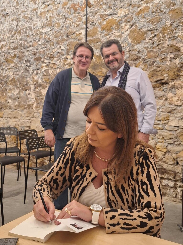 564576900 32188685090747204 302014505866306261 n